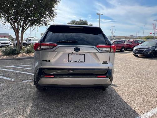 2024 Toyota RAV4 Hybrid XSE