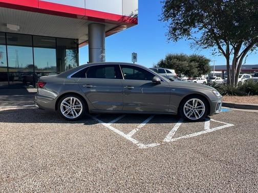 2023 Audi A4 S line Premium Plus