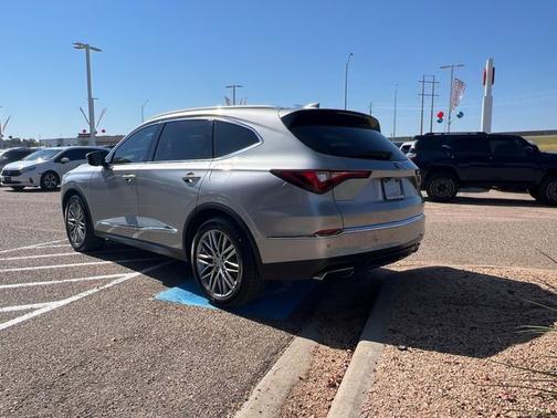 2022 Acura MDX w/Advance Package
