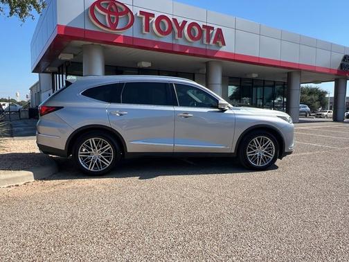 2022 Acura MDX w/Advance Package