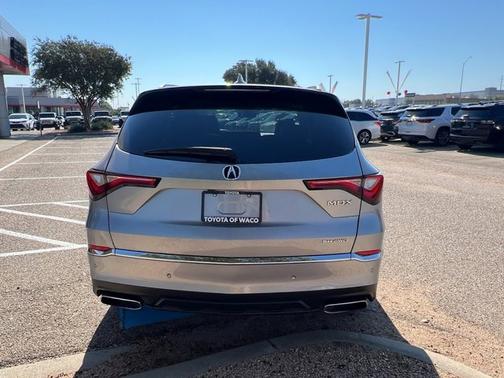 2022 Acura MDX w/Advance Package