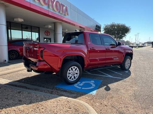 2025 Toyota Tacoma SR5