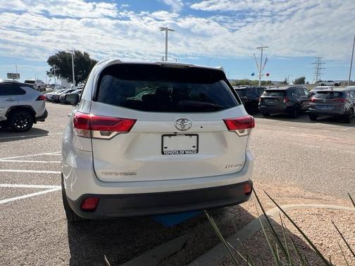 2017 Toyota Highlander XLE