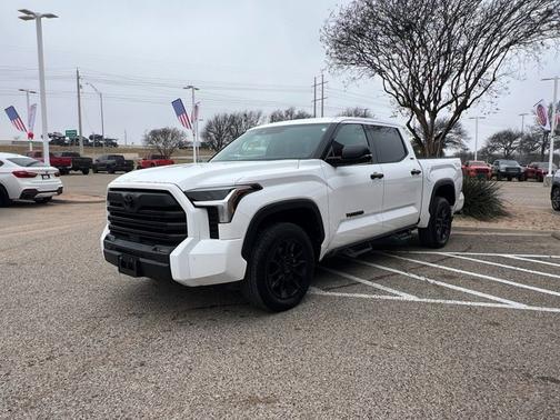 2023 Toyota Tundra SR5