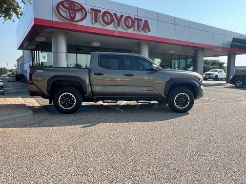 2024 Toyota Tacoma TRD Off Road