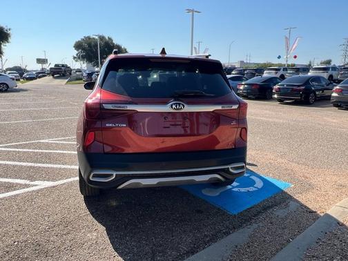 2021 Kia Seltos S