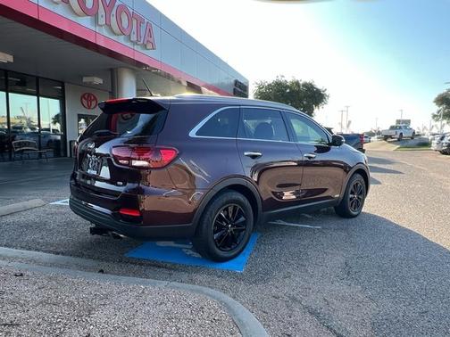 2020 Kia Sorento LX