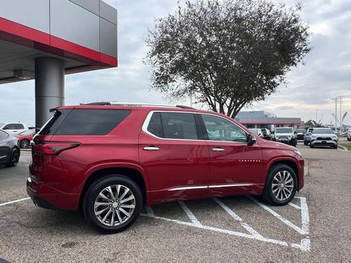 2023 Chevrolet Traverse Premier
