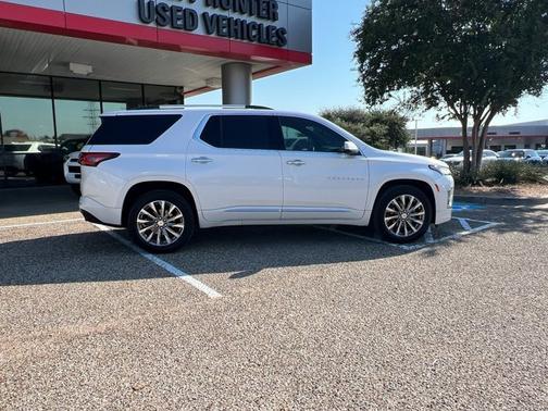 2022 Chevrolet Traverse Premier