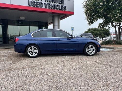 2018 BMW 330 i