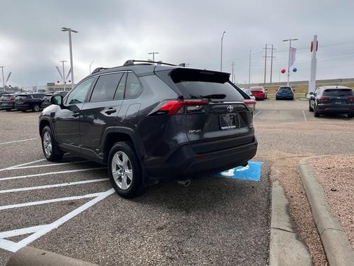2020 Toyota RAV4 Hybrid XLE