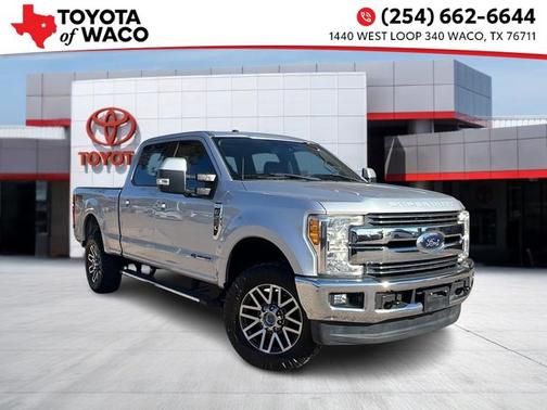 2017 Ford F-250 4WD Lariat Crew Cab