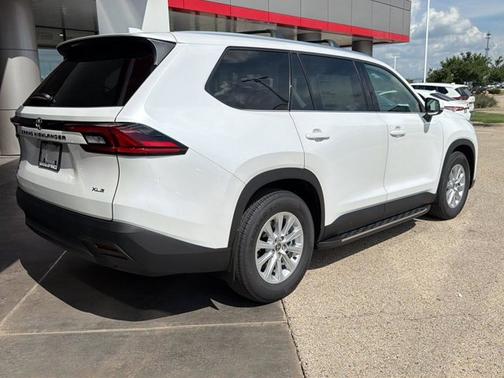 Wind Chill Pearl 2026 Toyota Grand Highlander XLE