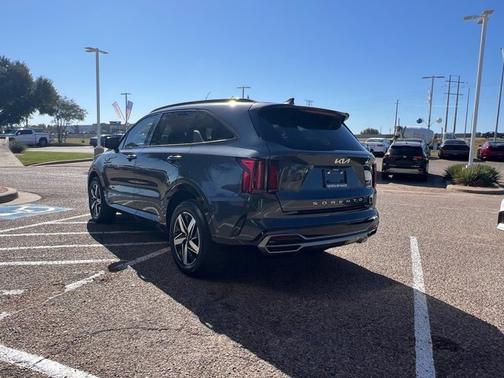 2022 Kia Sorento S