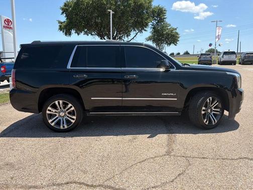 Onyx Black 2019 GMC Yukon Denali
