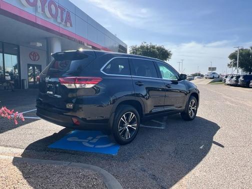 2019 Toyota Highlander LE Plus