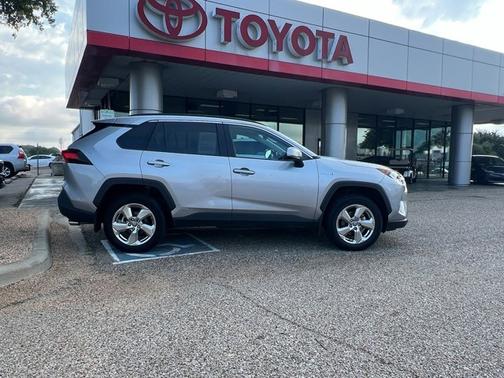 2021 Toyota RAV4 Hybrid XLE Premium