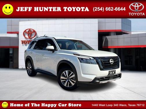 2024 Nissan Pathfinder SL
