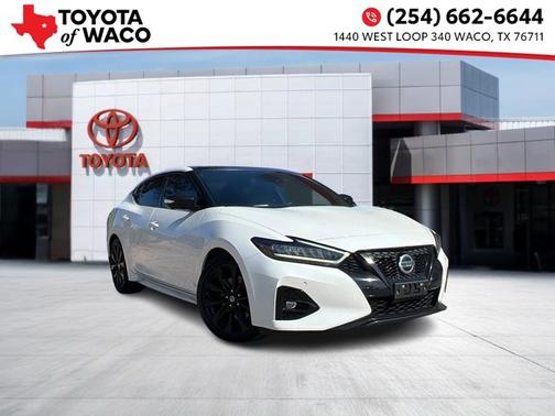 2022 Nissan Maxima SR