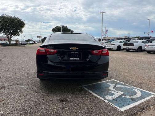 2017 Chevrolet Malibu 1LS