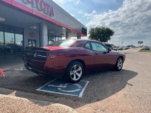 2019 Dodge Challenger SXT