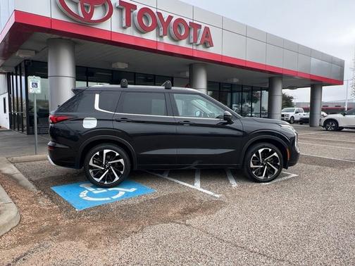 2022 Mitsubishi Outlander SEL