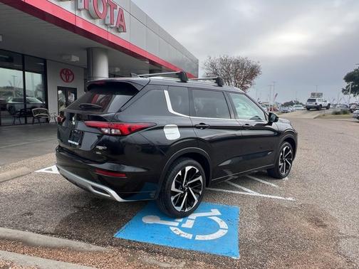 2022 Mitsubishi Outlander SEL