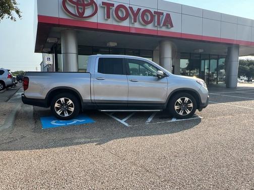 2017 Honda Ridgeline RTL-T