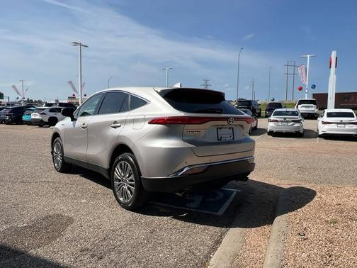 2021 Toyota Venza LE