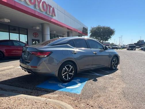 2025 Nissan Sentra SV