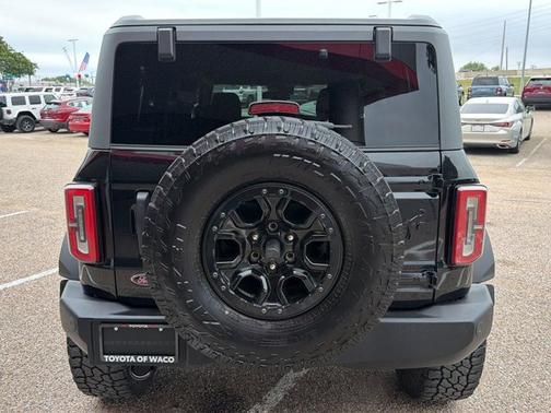 SHADOW BLACK 2022 Ford Bronco Wildtrak