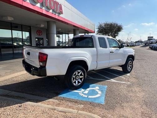 2021 Toyota Tacoma SR