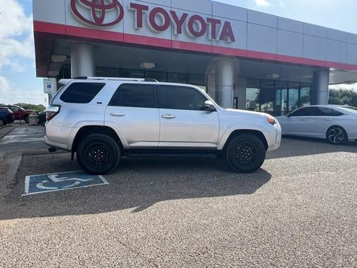 2023 Toyota 4Runner SR5 Premium