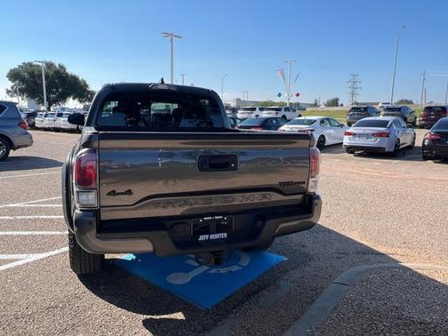 2020 Toyota Tacoma SR