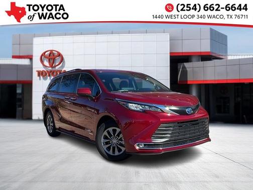 2021 Toyota Sienna XLE
