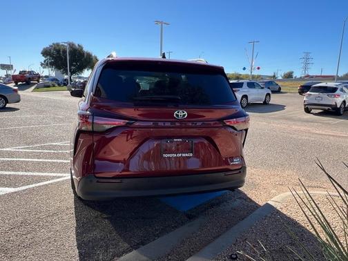 2021 Toyota Sienna XLE