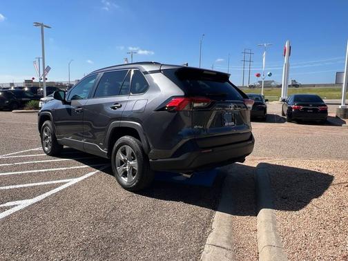 2023 Toyota RAV4 Hybrid LE