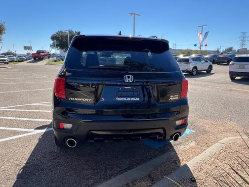 2023 Honda Passport Elite