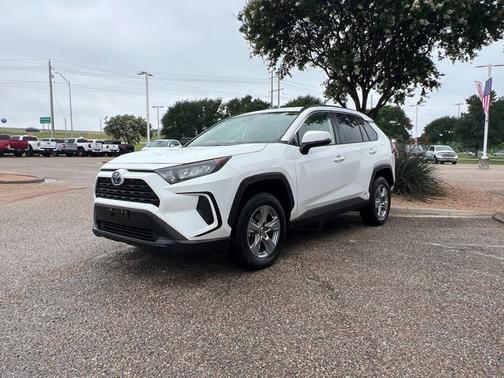 2022 Toyota RAV4 Hybrid LE