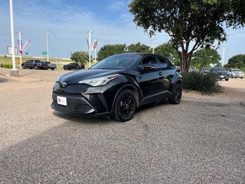 2021 Toyota C-HR XLE