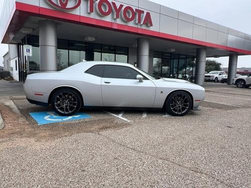 2022 Dodge Challenger R/T Scat Pack