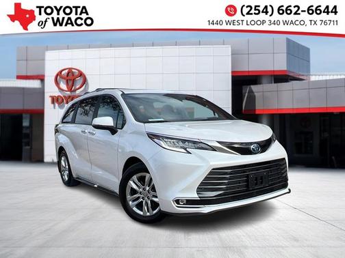 2025 Toyota Sienna Limited