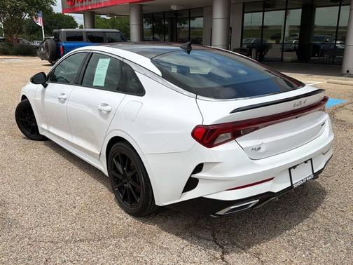 Glacial White Pearl 2022 Kia K5 GT-Line