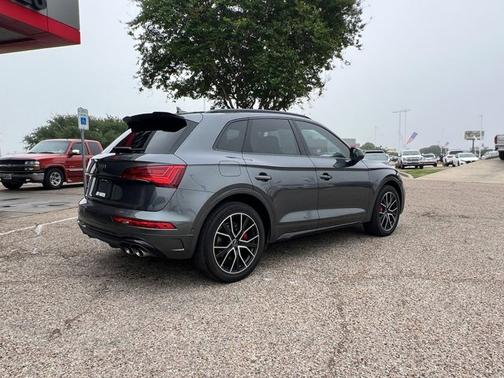 2023 Audi SQ5 Prestige