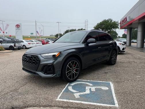 2023 Audi SQ5 Prestige