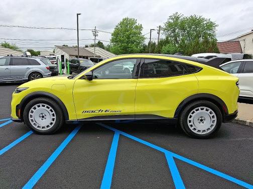 2024 Ford Mustang Mach-E GT