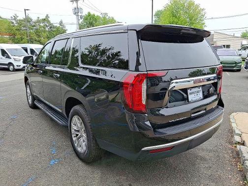 2021 GMC Yukon XL SLT