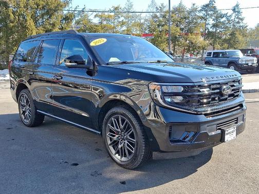 2025 Ford Expedition Platinum