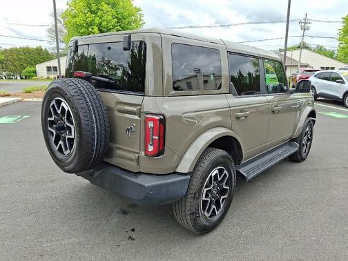 Gray 2025 Ford Bronco Outer Banks