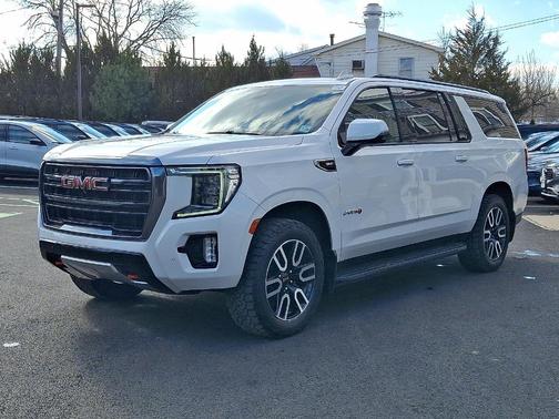 2021 GMC Yukon XL AT4